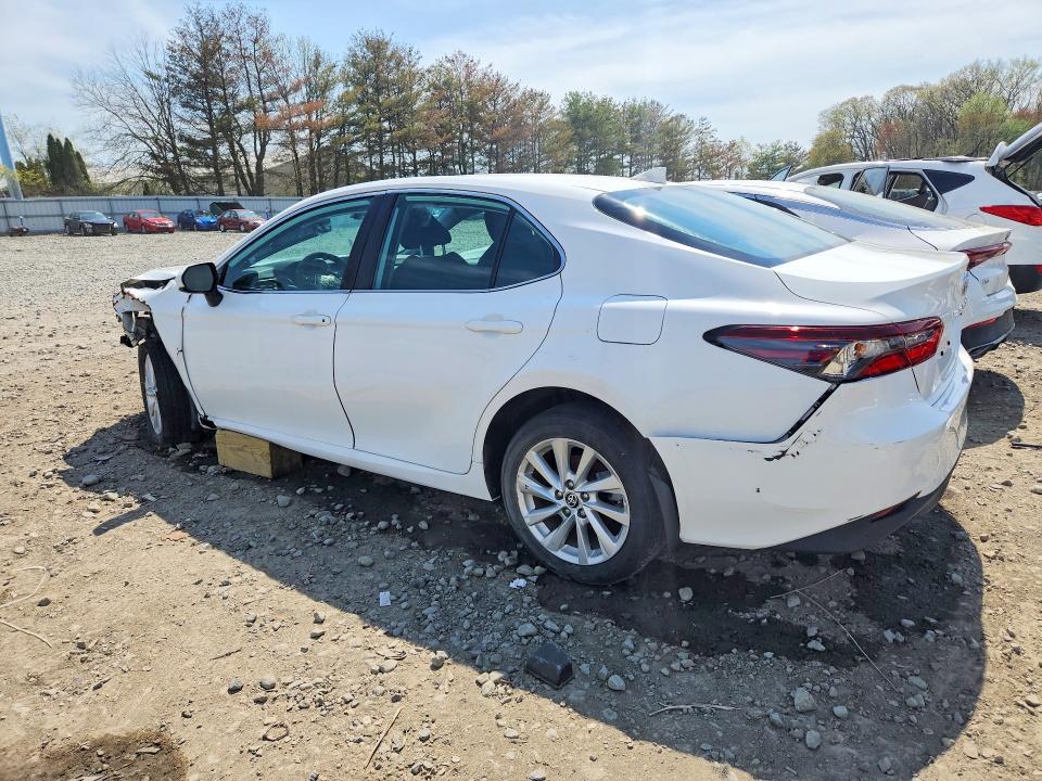 Photo 2 from auction – 2023 TOYOTA CAMRY with VIN 4T1C11AK4PU832584