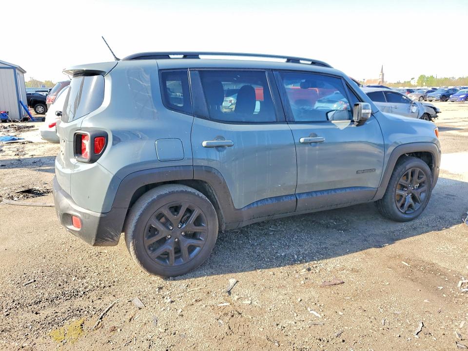 Photo 3 from auction – 2017 JEEP RENAGADE with VIN ZACCJABB7HPG53087