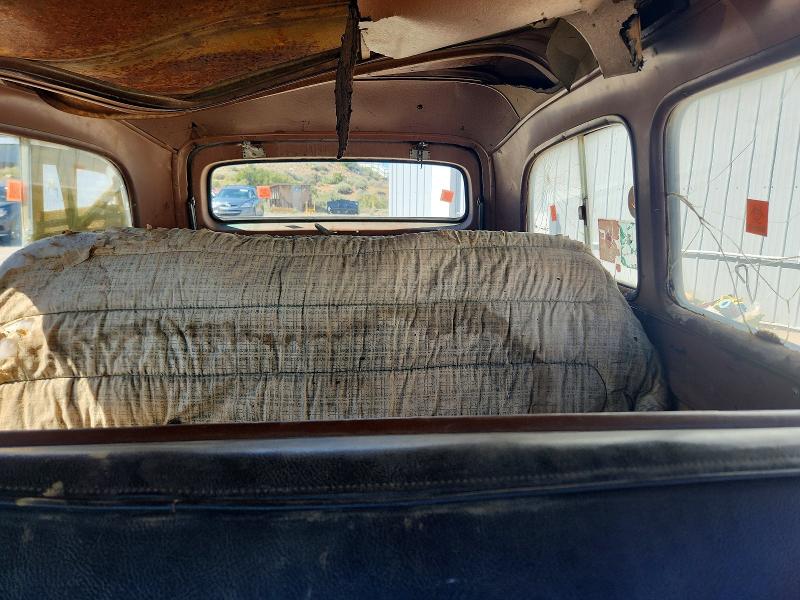Photo 10 from auction – 1953 CHEVROLET SUBURBAN with VIN H53K043603
