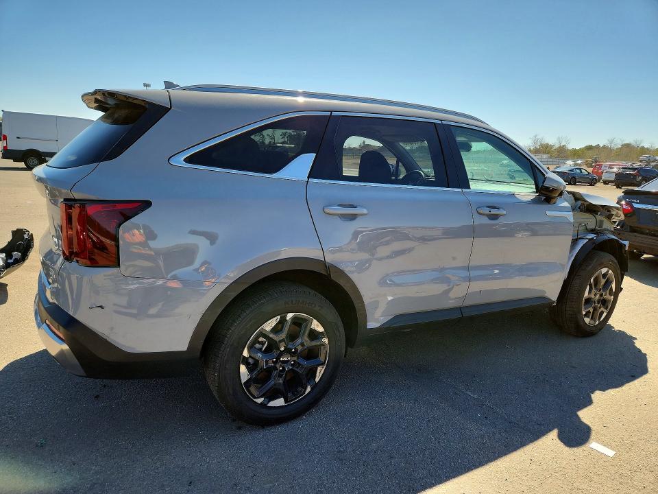 Photo 3 from auction – 2025 KIA SORENTO with VIN 5XYRLDJC4SG349576