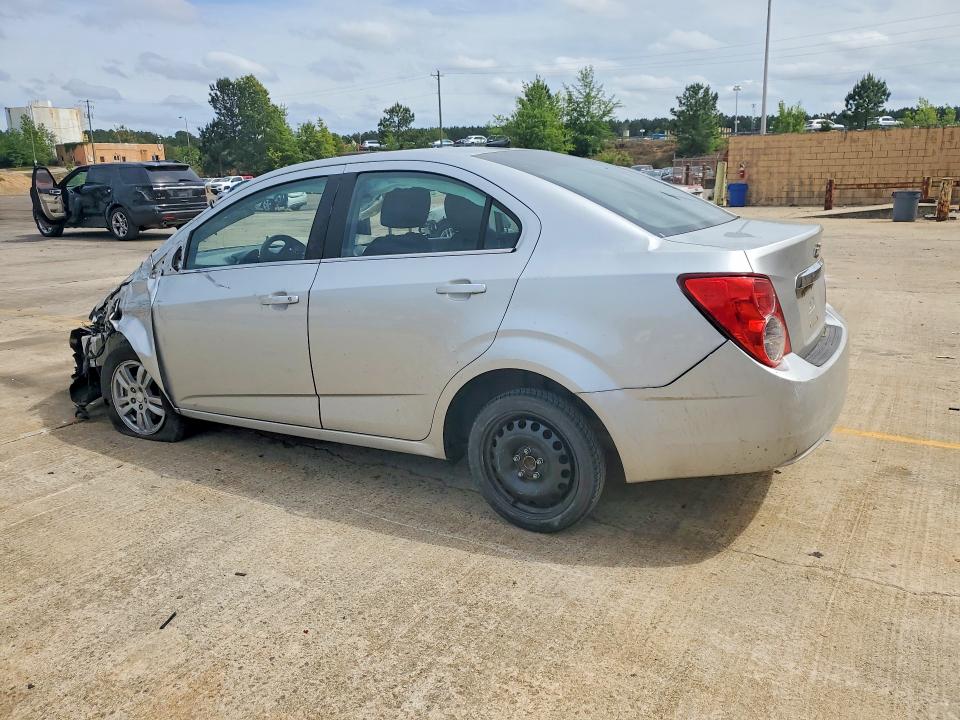 Снимка 2 от търг – 2014 CHEVROLET SONIC с VIN 1G1JC5SH5E4178071