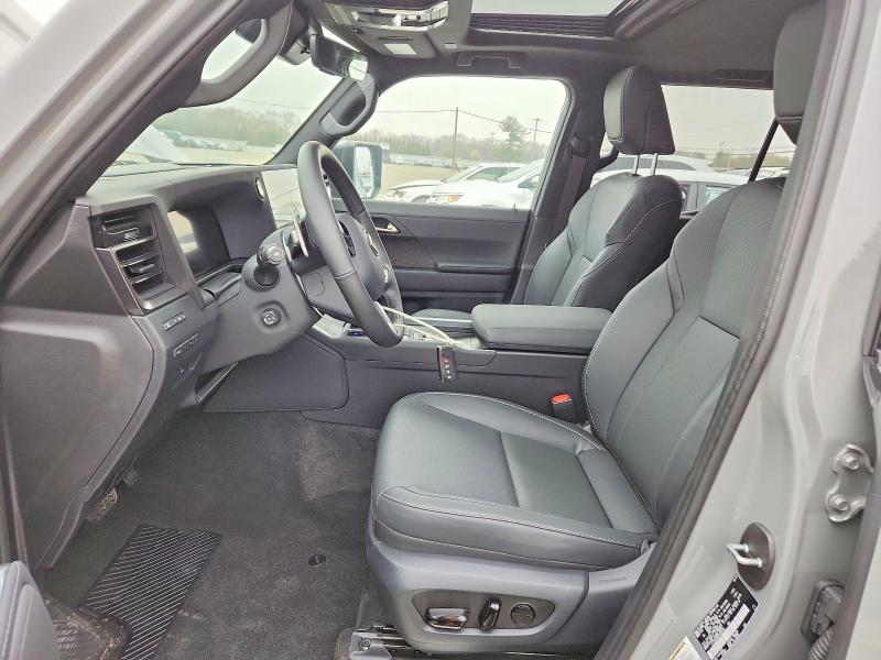 Photo 7 from auction – 2025 LEXUS GX 550 with VIN JTJTBCDX0S5054109