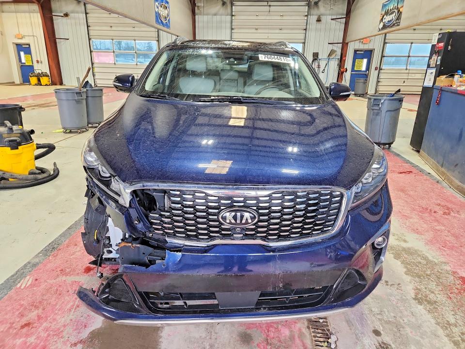 Photo 5 from auction – 2019 KIA SORENTO with VIN 5XYPK4A58KG470140