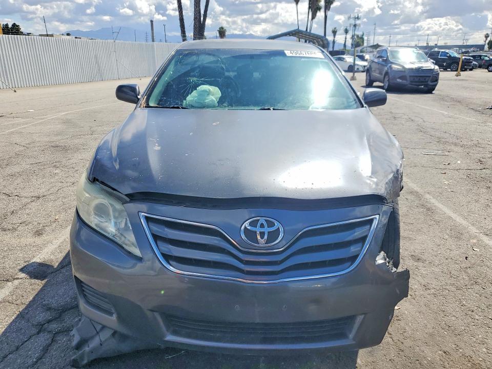 Photo 5 from auction – 2011 TOYOTA CAMRY with VIN 4T1BF3EK7BU135356