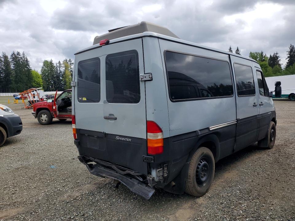 Photo 3 from auction – 2005 DODGE SPRINTER with VIN WD8PD644455802911