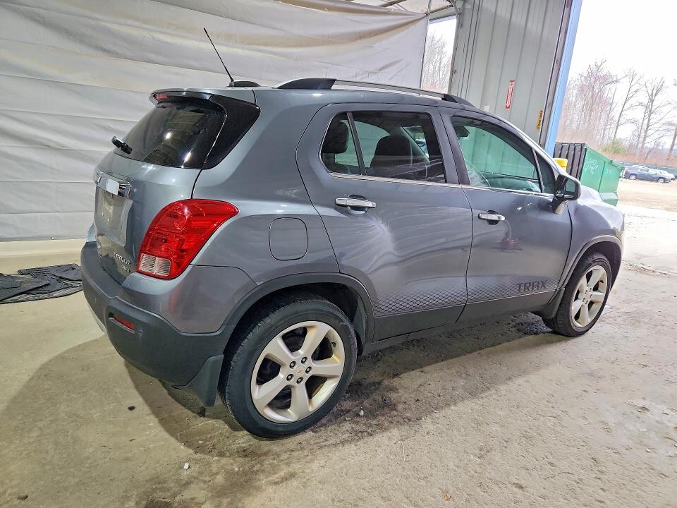 Photo 3 from auction – 2015 CHEVROLET TRAX with VIN KL7CJTSB9FB063117