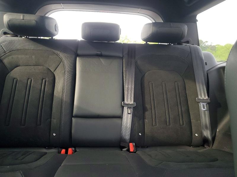 Photo 10 from auction – 2022 LAND ROVER DEFENDER with VIN SALEW6RE6N2071908
