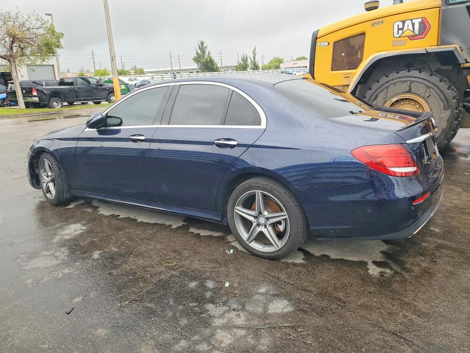 Photo 2 from auction – 2017 MERCEDES-BENZ E with VIN WDDZF4KB8HA065248
