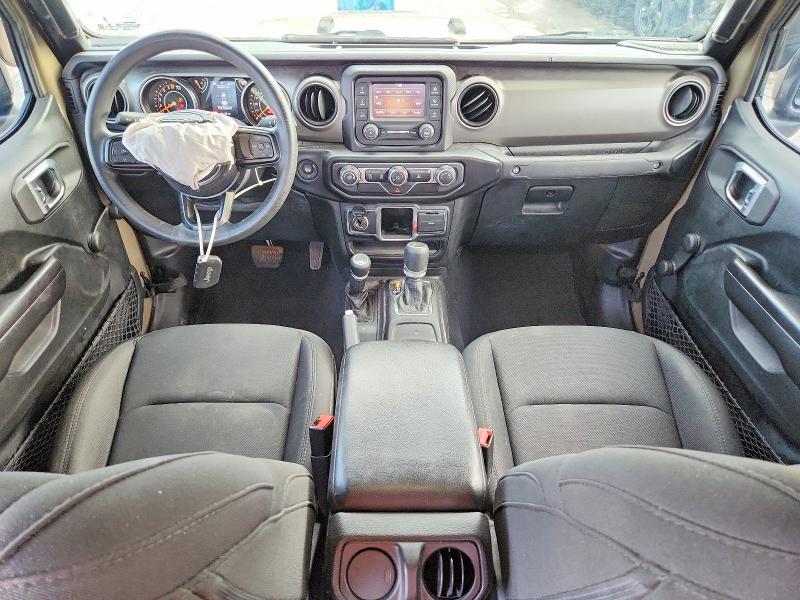 Photo 8 from auction – 2020 JEEP GLADIATOR with VIN 1C6HJTAG8LL173482