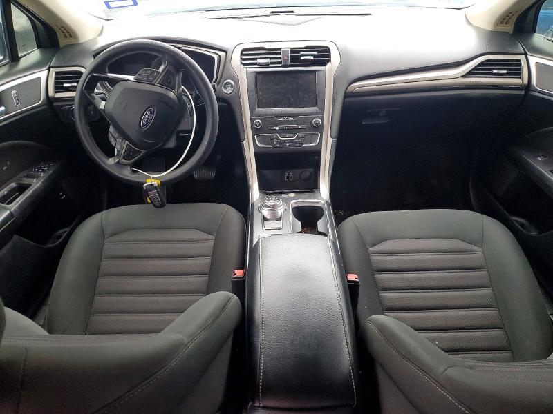 Zdjęcie 8 z aukcji – 2019 FORD FUSION z VIN 3FA6P0LU4KR104987
