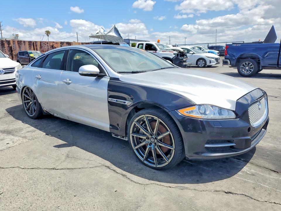 Photo 4 from auction – 2013 JAGUAR XJ with VIN SAJWA1GT2DMV54721