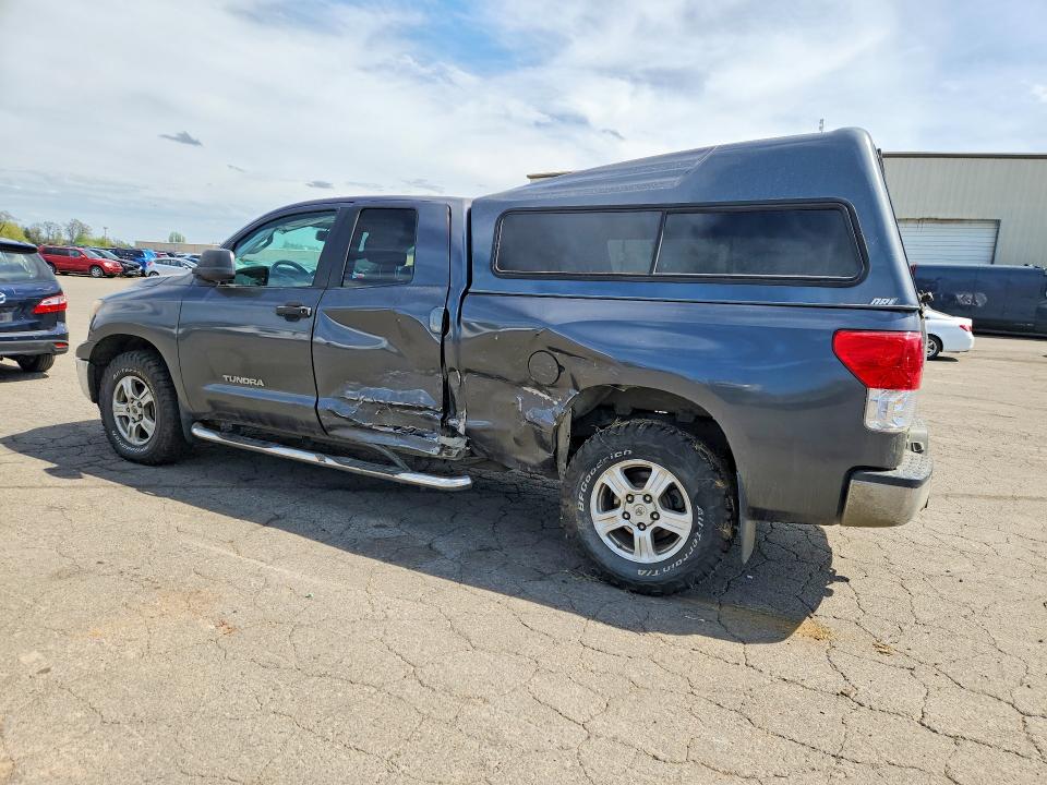 Photo 2 from auction – 2011 TOYOTA TUNDRA with VIN 5TFUM5F12BX020263