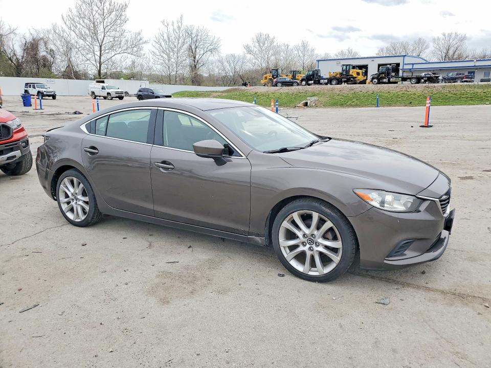 Photo 4 from auction – 2017 MAZDA 6 with VIN JM1GL1V53H1127315