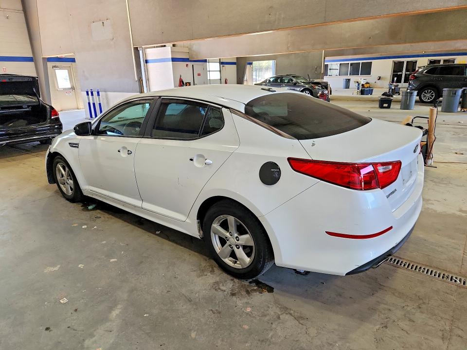Photo 2 from auction – 2015 KIA OPTIMA with VIN 5XXGM4A71FG476755