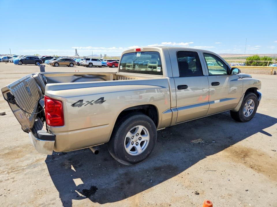 Zdjęcie 3 z aukcji – 2005 DODGE DAKOTA z VIN 1D7HW48N25S212313