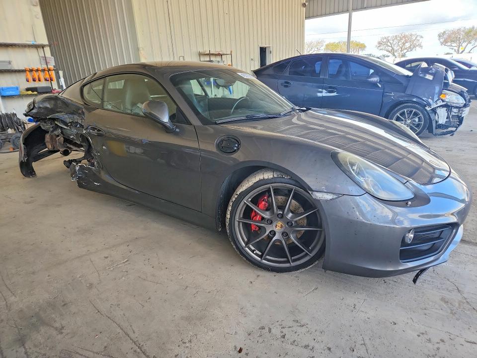 Photo 4 from auction – 2016 PORSCHE CAYMAN with VIN WP0AB2A86GK185409