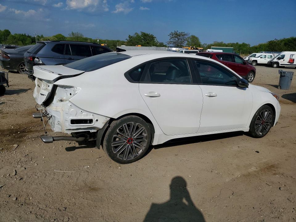 Photo 3 from auction – 2021 KIA FORTE with VIN 3KPF44AC9ME333857