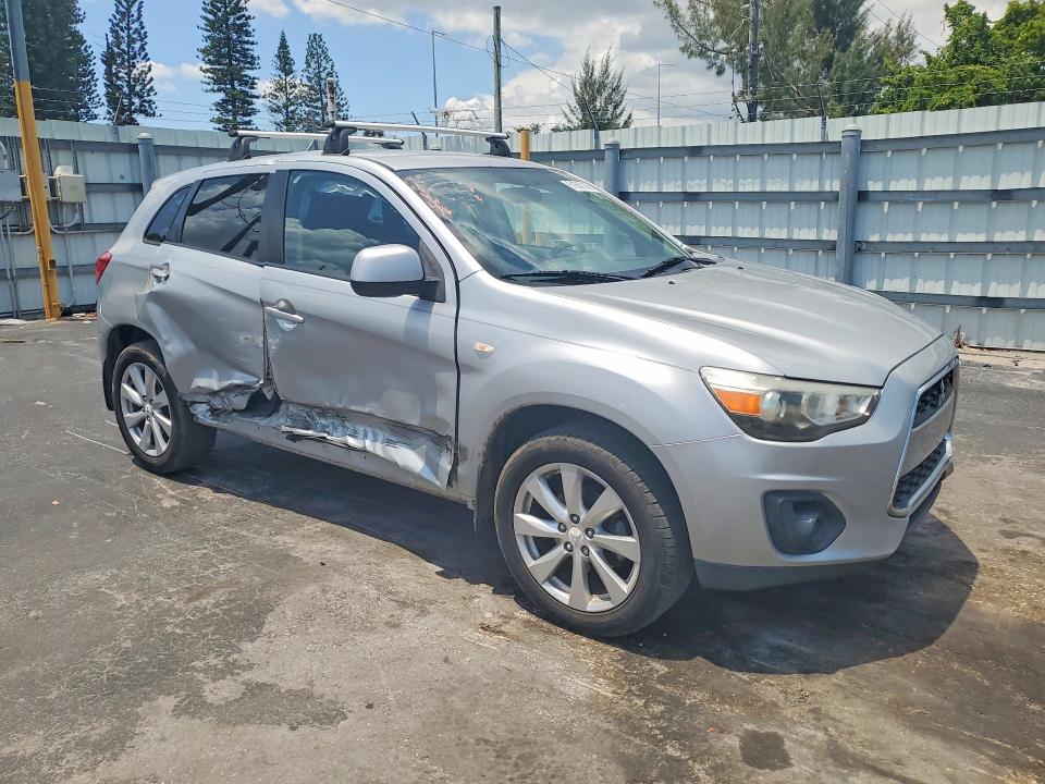 Photo 4 from auction – 2014 MITSUBISHI OUTLANDER SPORT with VIN 4A4AP3AU6EE015799