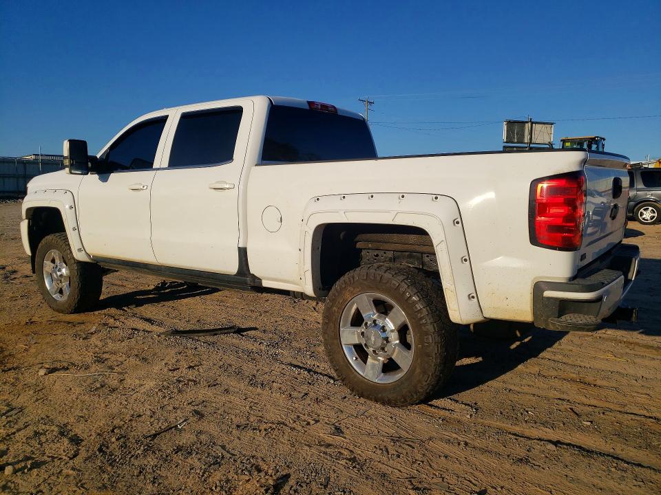 Снимка 2 от търг – 2016 CHEVROLET SILVERADO с VIN 1GC1KWEG2GF228757