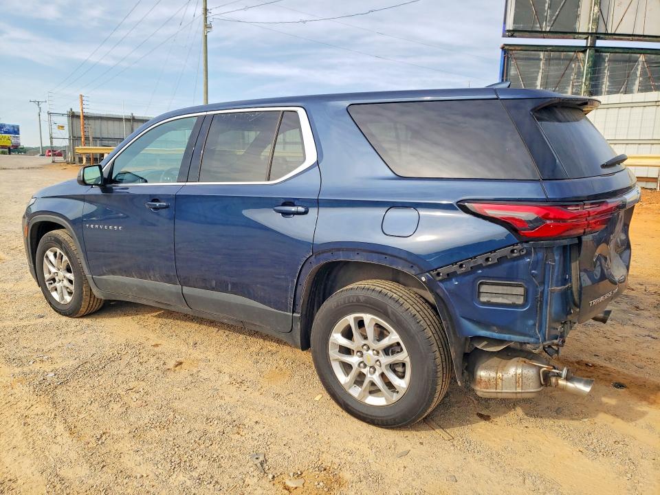 Photo 2 from auction – 2023 CHEVROLET TRAVERSE with VIN 1GNEVFKW2PJ237161