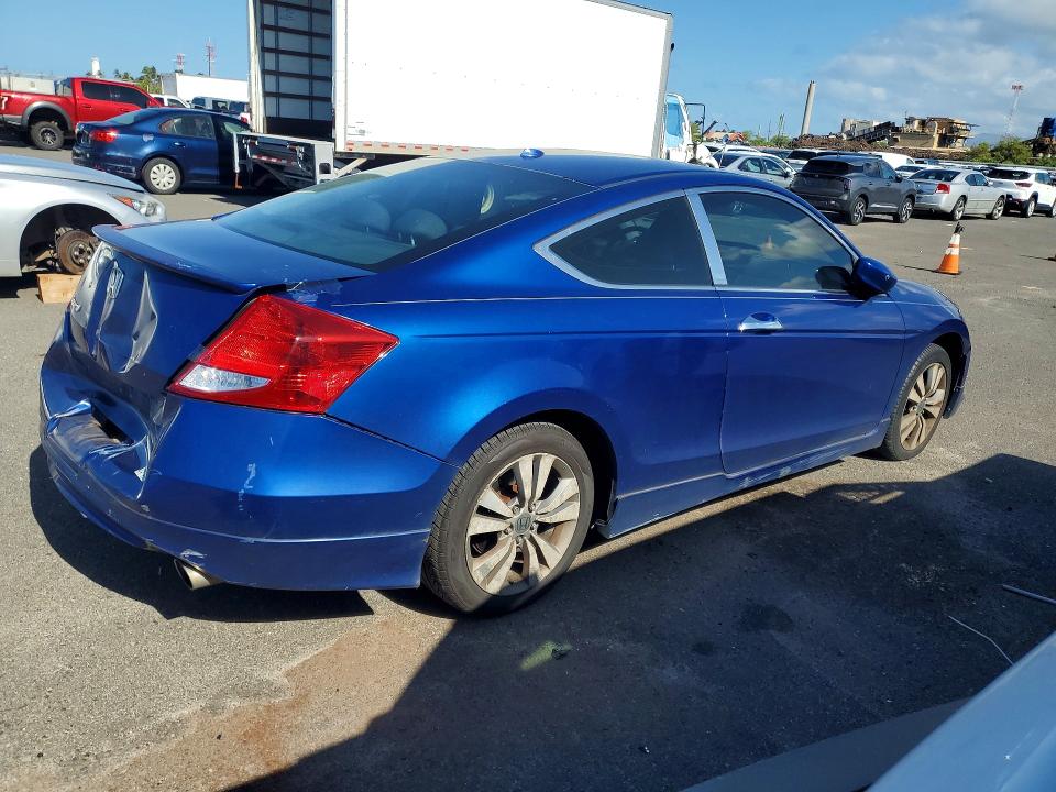 Photo 3 from auction – 2011 HONDA ACCORD with VIN 1HGCS1B84BA012392
