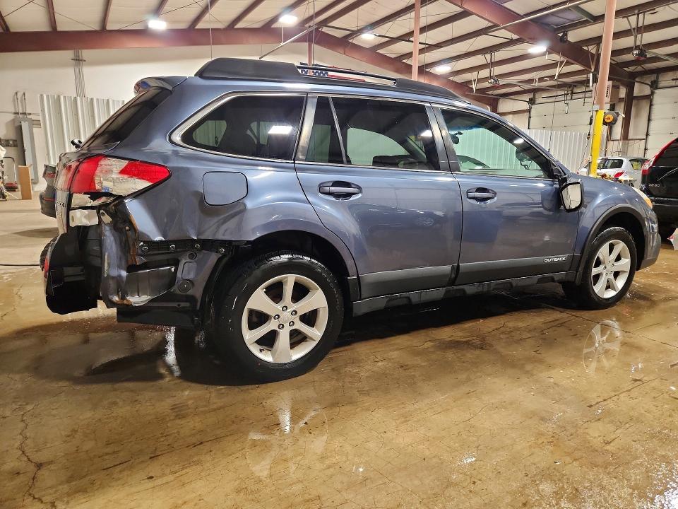 Снимка 3 от търг – 2013 SUBARU OUTBACK с VIN 4S4BRBCC3D3241373