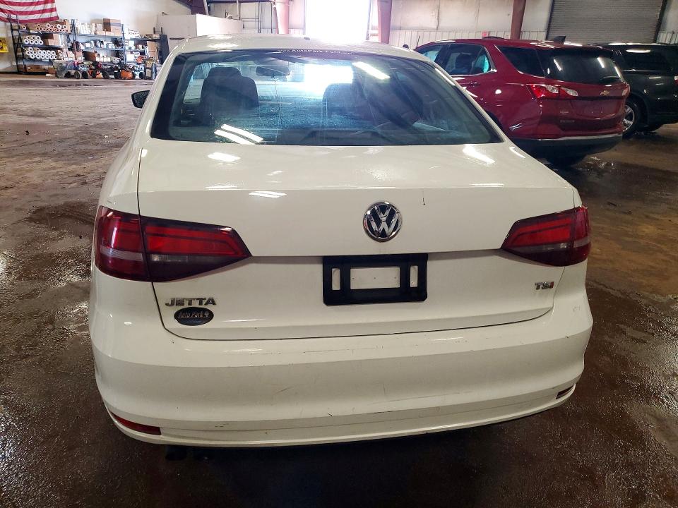 Photo 6 from auction – 2017 VOLKSWAGEN JETTA with VIN 3VW2B7AJ2HM205151