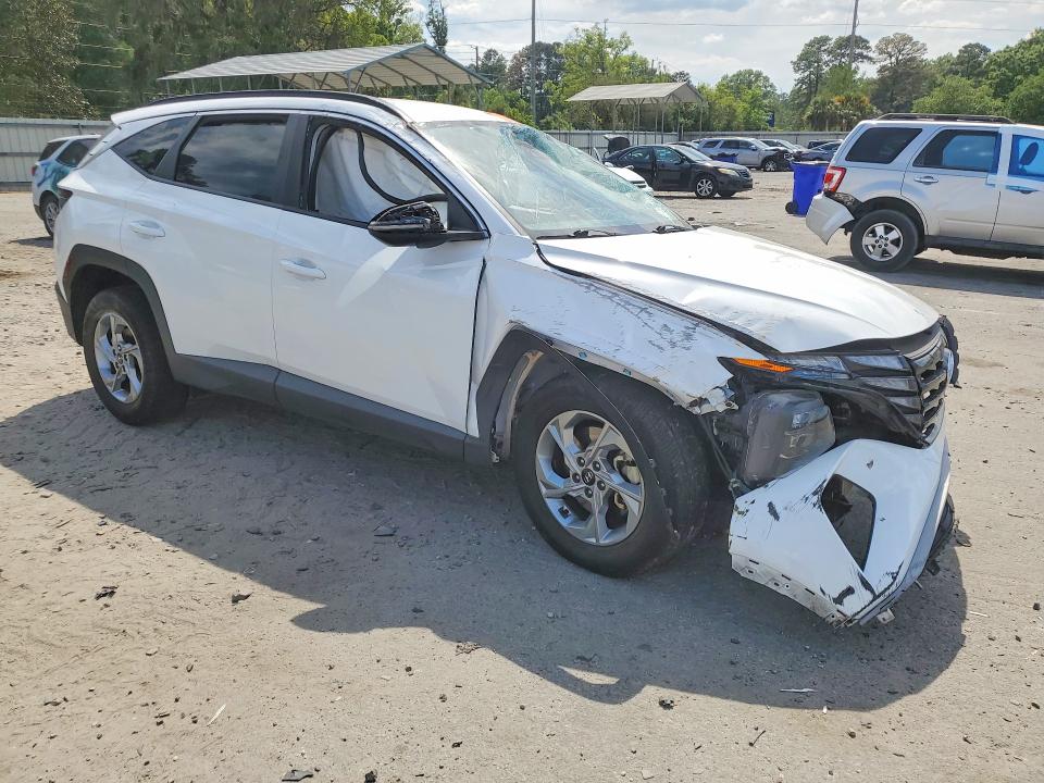 Photo 4 from auction – 2023 HYUNDAI TUCSON with VIN 5NMJB3AE4PH195962