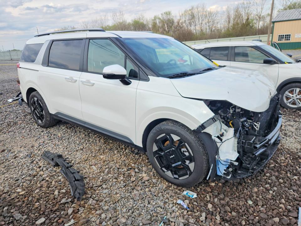 Photo 4 from auction – 2026 KIA CARNIVAL with VIN KNDNC5K38T6615561