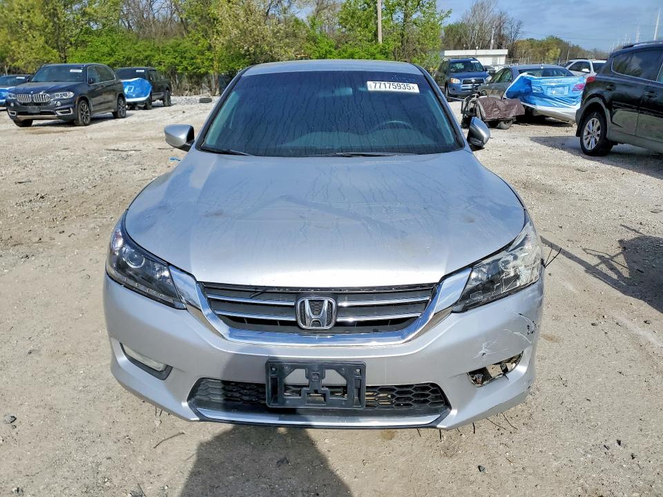 Photo 5 from auction – 2013 HONDA ACCORD with VIN 1HGCR2F50DA218510