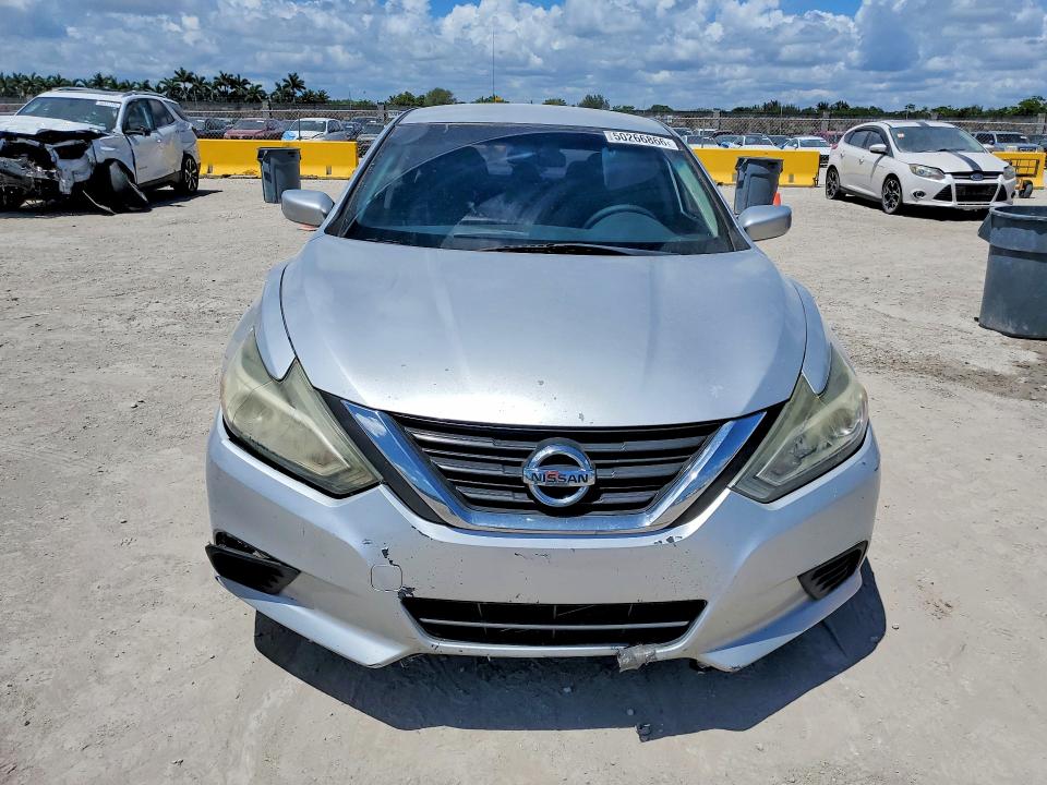 Zdjęcie 5 z aukcji – 2016 NISSAN ALTIMA z VIN 1N4AL3AP4GN362828