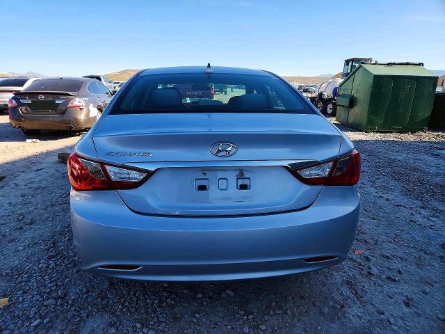 Photo 6 from auction – 2011 HYUNDAI SONATA with VIN 5NPEB4AC7BH126409