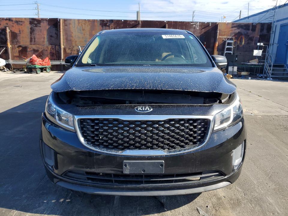 Photo 5 from auction – 2016 KIA SEDONA with VIN KNDMB5C10G6114021