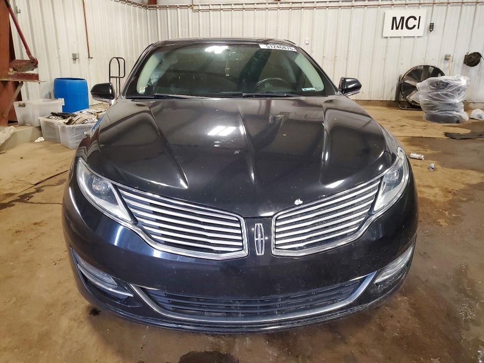 Photo 5 from auction – 2015 LINCOLN MKZ with VIN 3LN6L2GK9FR600895