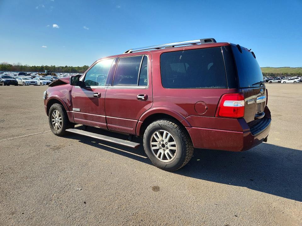 Photo 2 from auction – 2013 FORD EXPEDITION with VIN 1FMJU2A59DEF23021