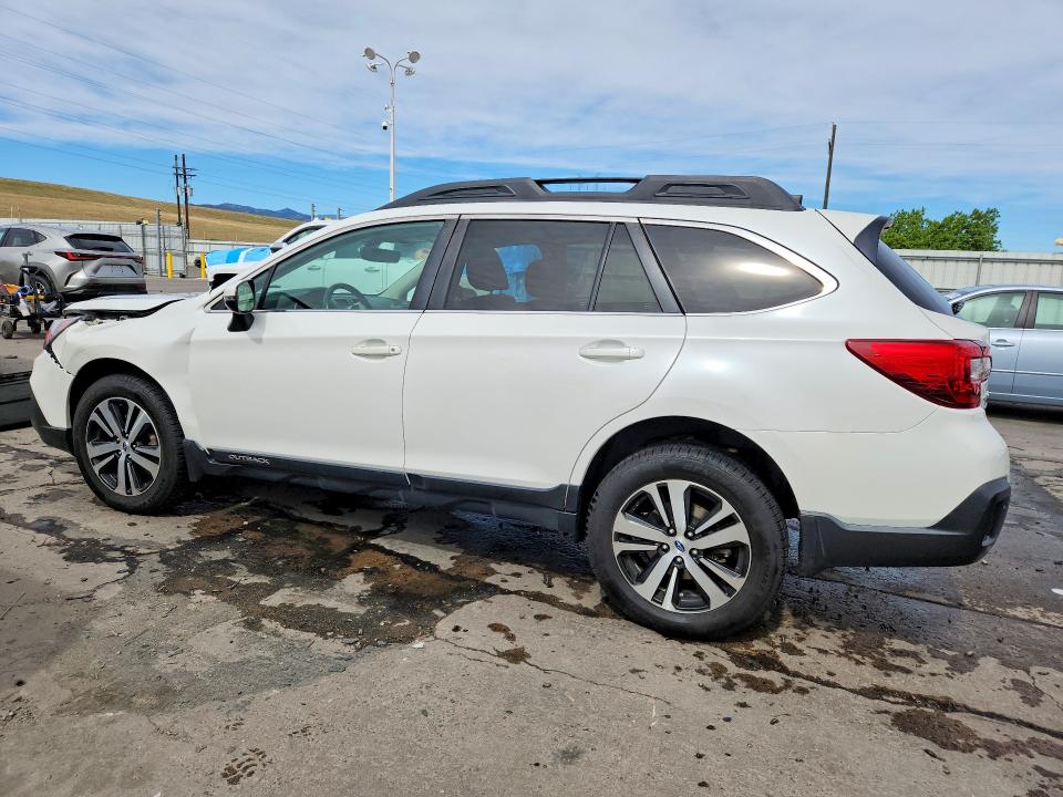 صورة رقم 2 من المزاد - 2018 SUBARU OUTBACK مع VIN 4S4BSANC5J3225361
