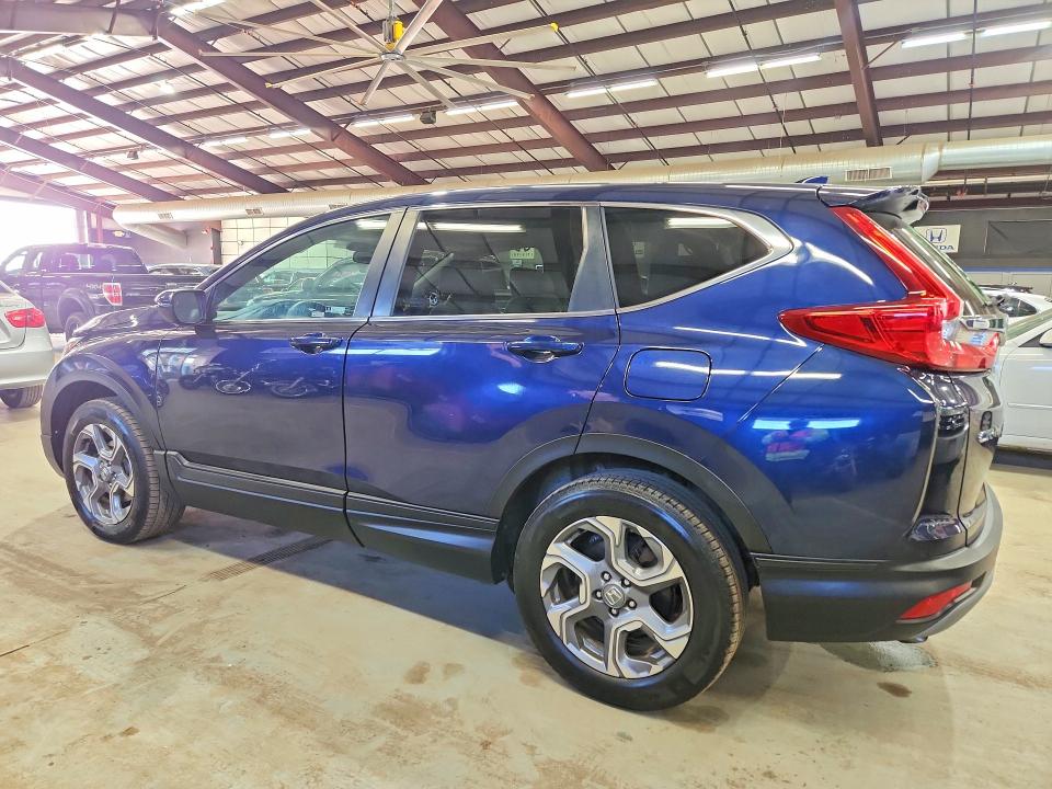 Photo 2 from auction – 2018 HONDA CR-V with VIN 7FARW2H54JE016842