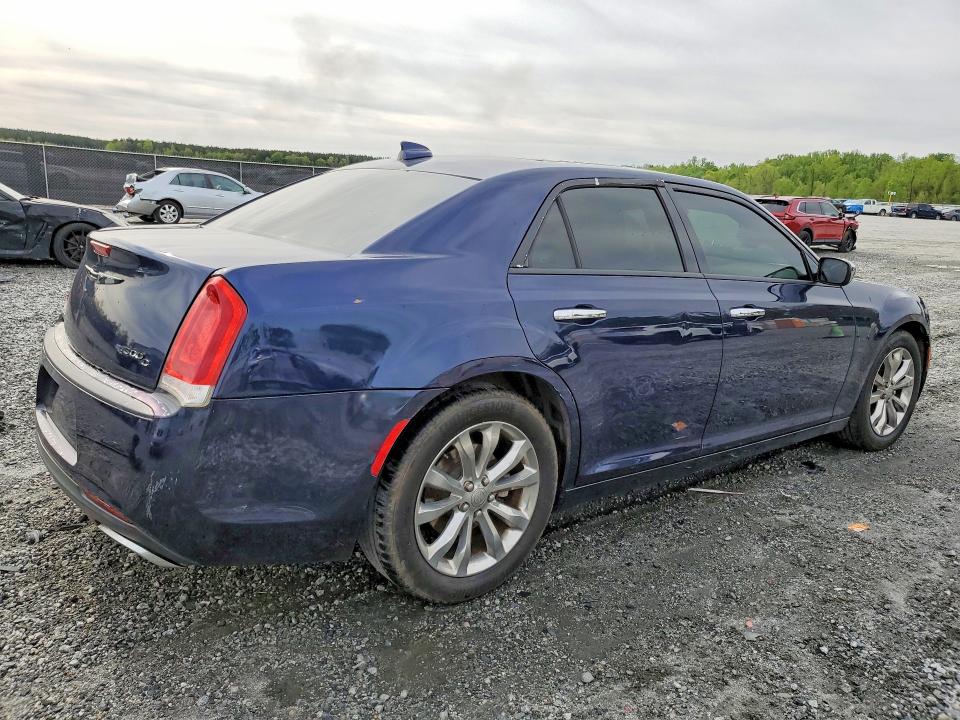 Zdjęcie 3 z aukcji – 2015 CHRYSLER 300C z VIN 2C3CCAKG5FH8/0855