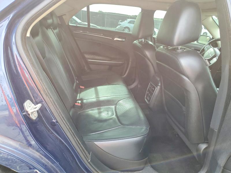Zdjęcie 10 z aukcji – 2015 CHRYSLER 300C z VIN 2C3CCAKG5FH8/0855