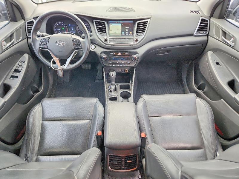 Photo 8 from auction – 2017 HYUNDAI TUCSON with VIN KM8J33A46HU530746
