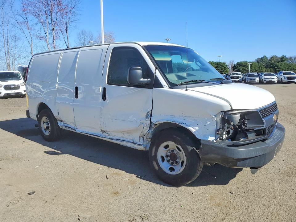 Photo 4 from auction – 2016 CHEVROLET EXPRESS G2500 with VIN 1GCWGAFF1G1255753
