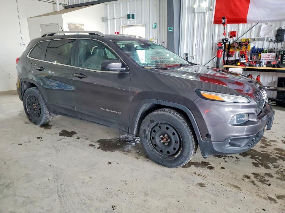Photo 4 from auction – 2015 JEEP CHEROKEE with VIN 1C4PJMCB7FW661725
