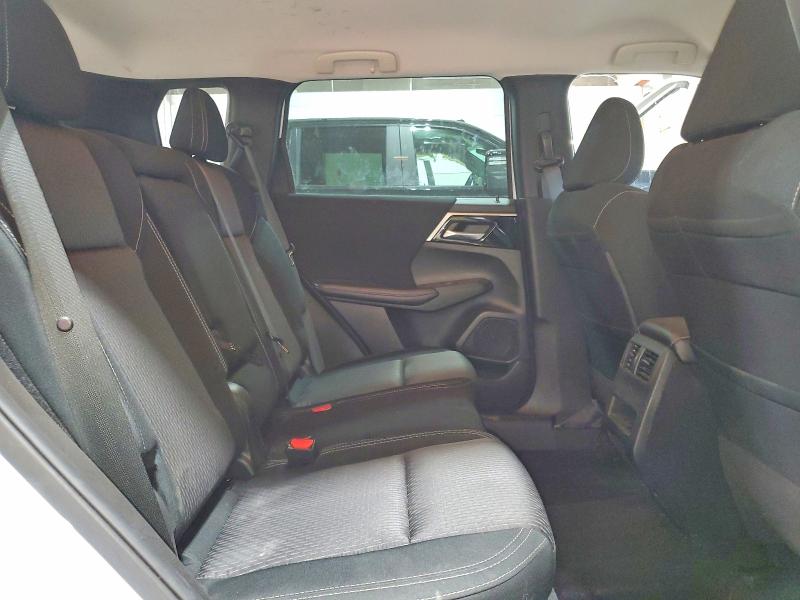 Photo 11 from auction – 2023 MITSUBISHI OUTLANDER with VIN JA4J4TA87PZ010796