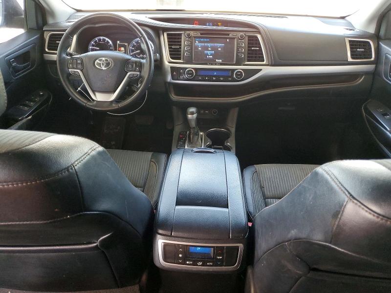 Foto 8 de la subasta – 2019 TOYOTA HIGHLANDER con VIN 5TDZZRFH1KS347643