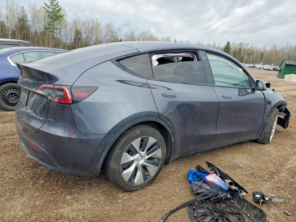 Photo 3 from auction – 2022 TESLA MODEL Y with VIN 7SAYGDEE4NF504945