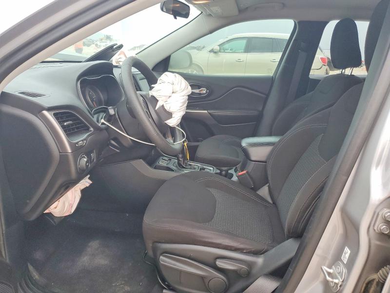 Photo 7 from auction – 2019 JEEP CHEROKEE with VIN 1C4PJLCB2KD358898