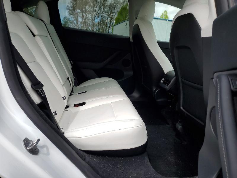 Photo 10 from auction – 2025 TESLA MODEL Y with VIN 7SAYGDED0SF281595
