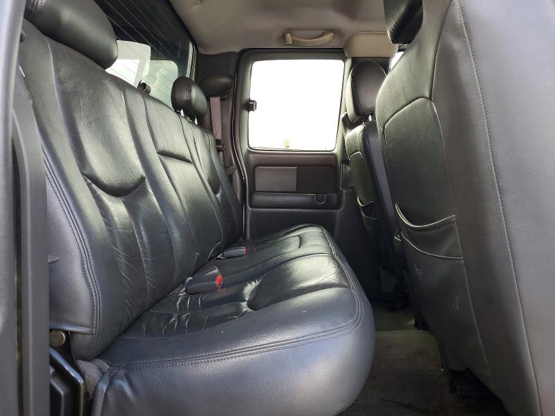 Foto 10 de la subasta – 2003 CHEVROLET SILVERADO con VIN 1GCEK19T93E347501