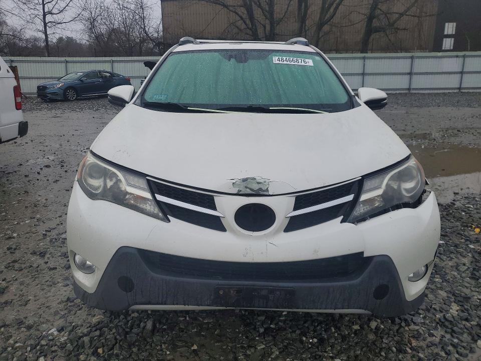 Photo 5 from auction – 2014 TOYOTA RAV4 with VIN 2T3DFREV7EW202992