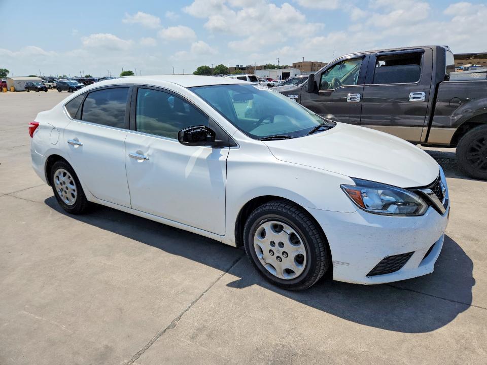 Photo 4 from auction – 2017 NISSAN SENTRA with VIN 3N1AB7AP7HY299249